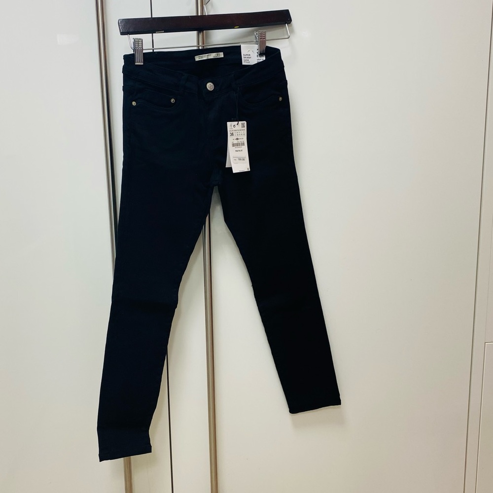NWT Zara Jeans Super Skinny Black Size 4 Trafaluc